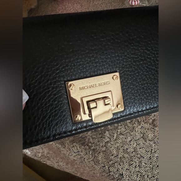 NEW MICHAEL KORS Astrid Carryall Leather Continental Wallet - Stunning! - Picture 2 of 9